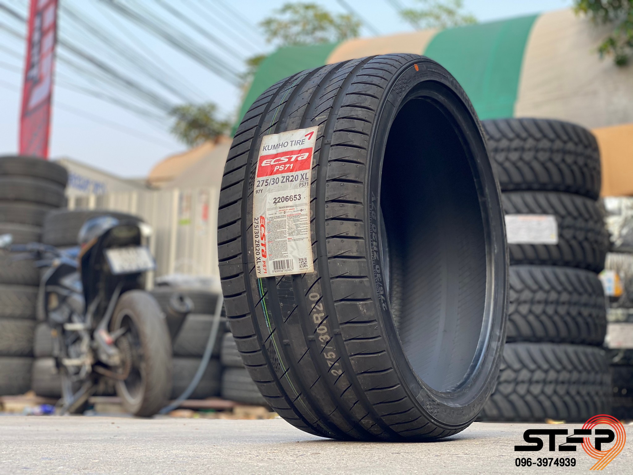 KUMHO PS71 275/30-20 ราคาพิเศษที่ STEP9