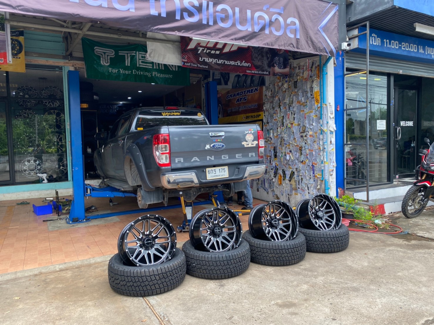 FORD ทรงเมกา ล้อเทพลึกสุดตาราง