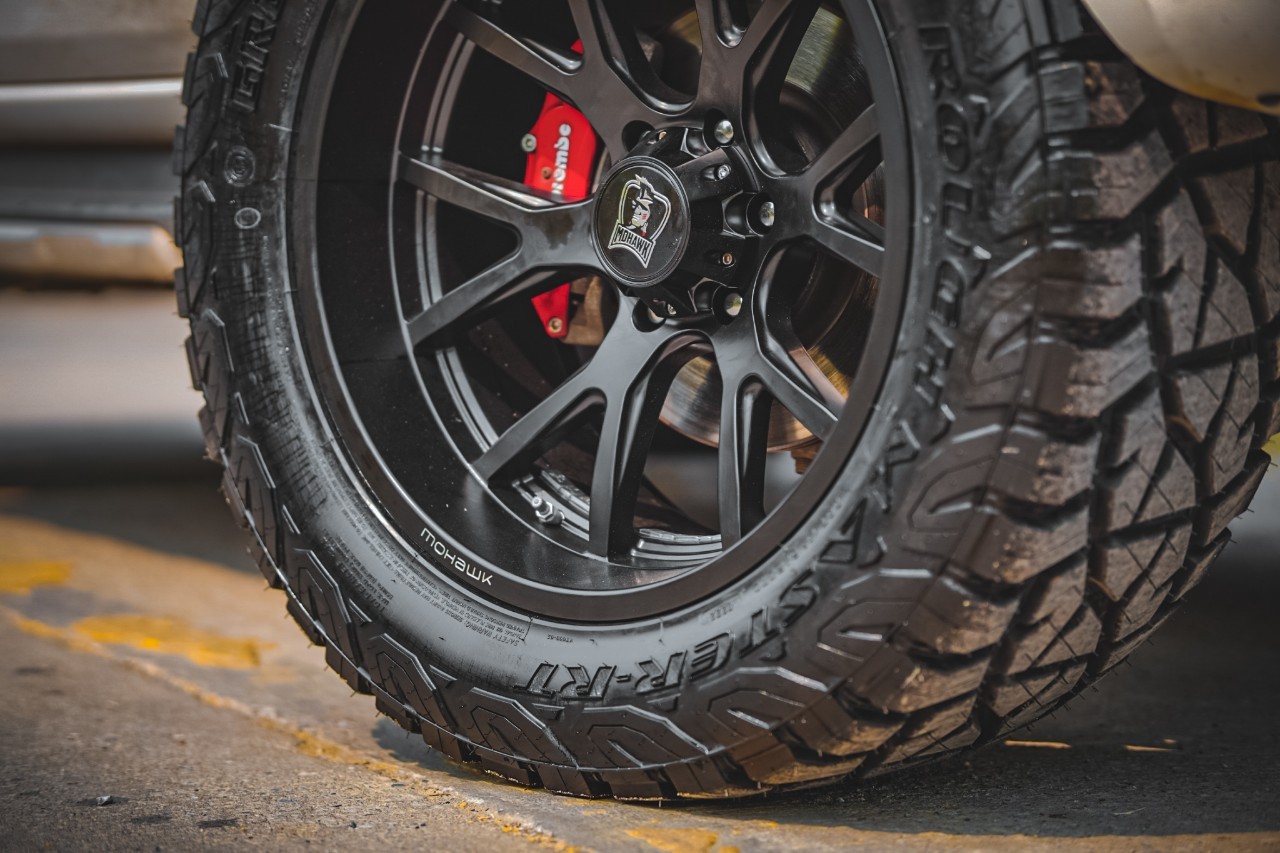 FORD EVEREST จองคิวม แต่งทรงเมกา มาจากบุรีรัมย์ งบแสนต้นๆๆ