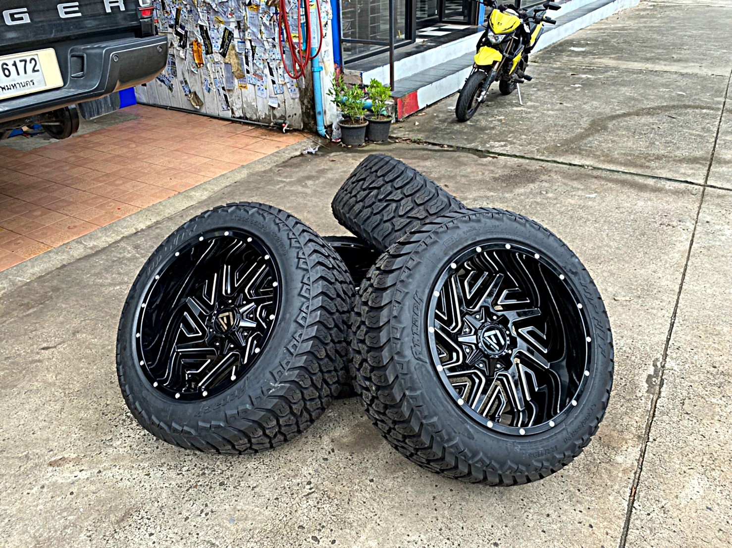 FORD WILDTRAK จัดทรงเมกาที่ STEP9