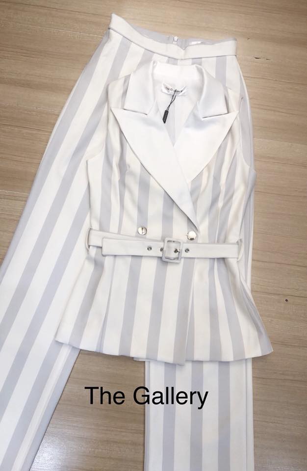 เซ็ตเสื้อเบเซอร์แขนกุดลายริ้วพร้อมเข็มขัดในตัว