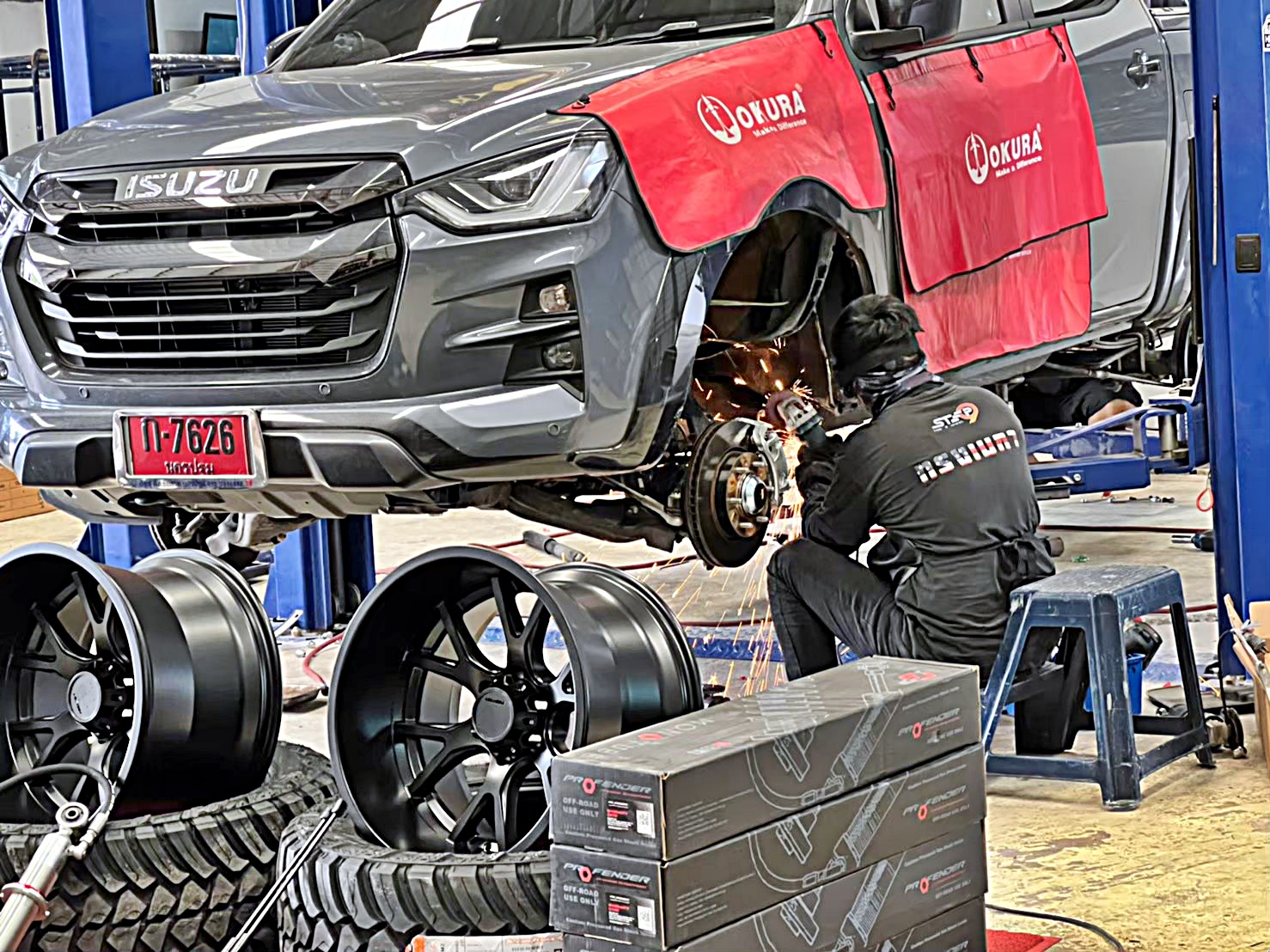 D_MAX_จองคิวมาจากนครปฐม ทำทรงเมกาที่ STEP9