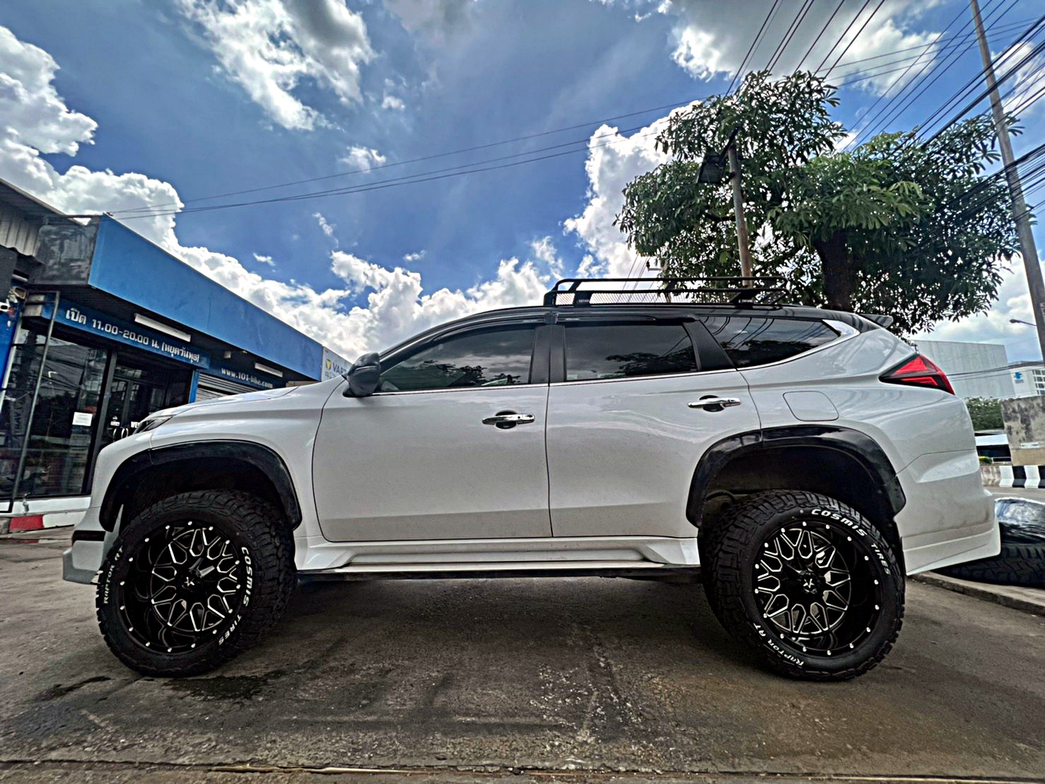 PAJERO_จองคิวจากประจวบ ทำทรงเมกาที่ STEP9