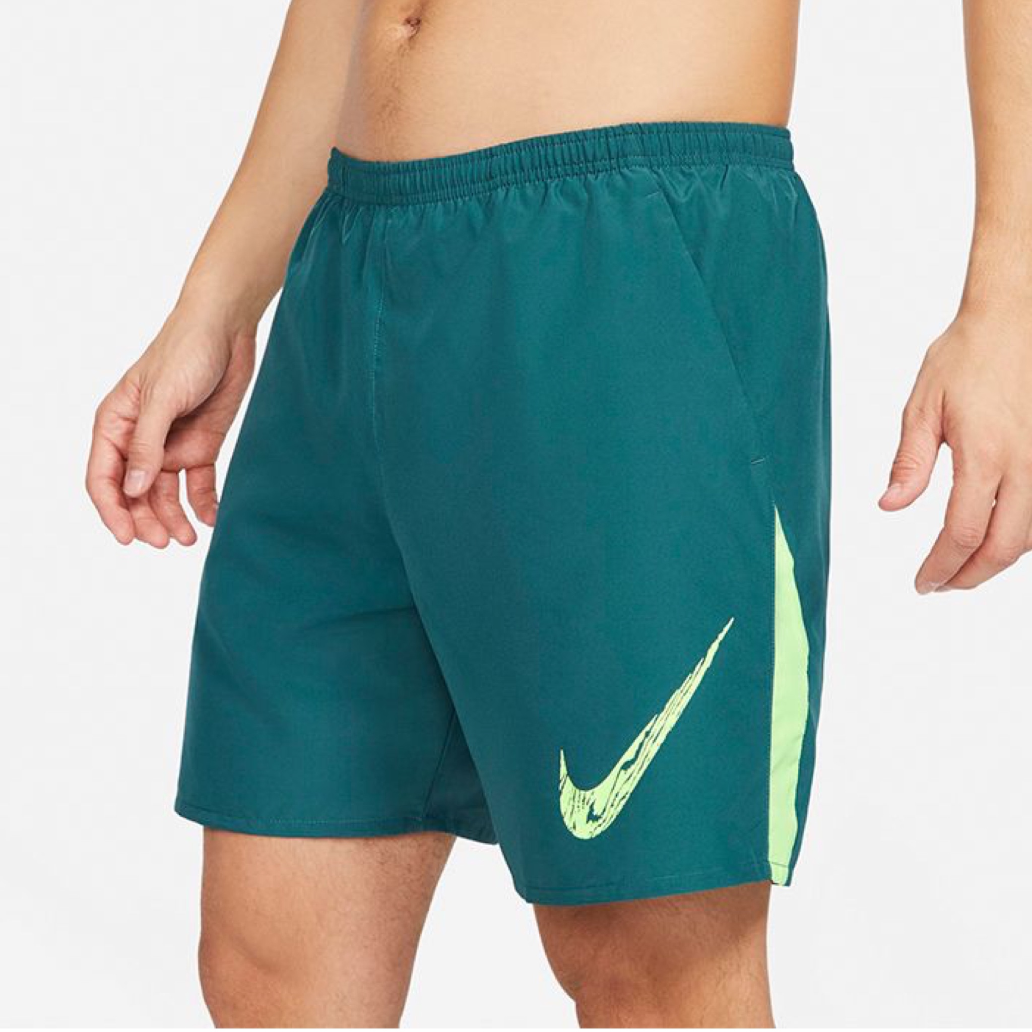 กางเกงวิ่ง Nike Run Wild 7” Running Shorts (S,L,2XL)