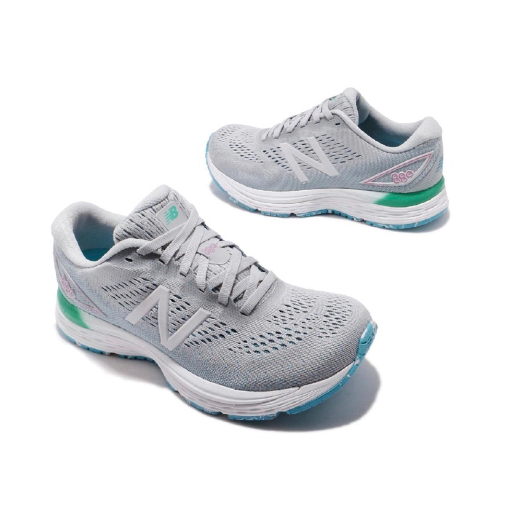 รองเท้าวิ่ง New Balance 880 V9 Women #มือ2 (W7.5US)