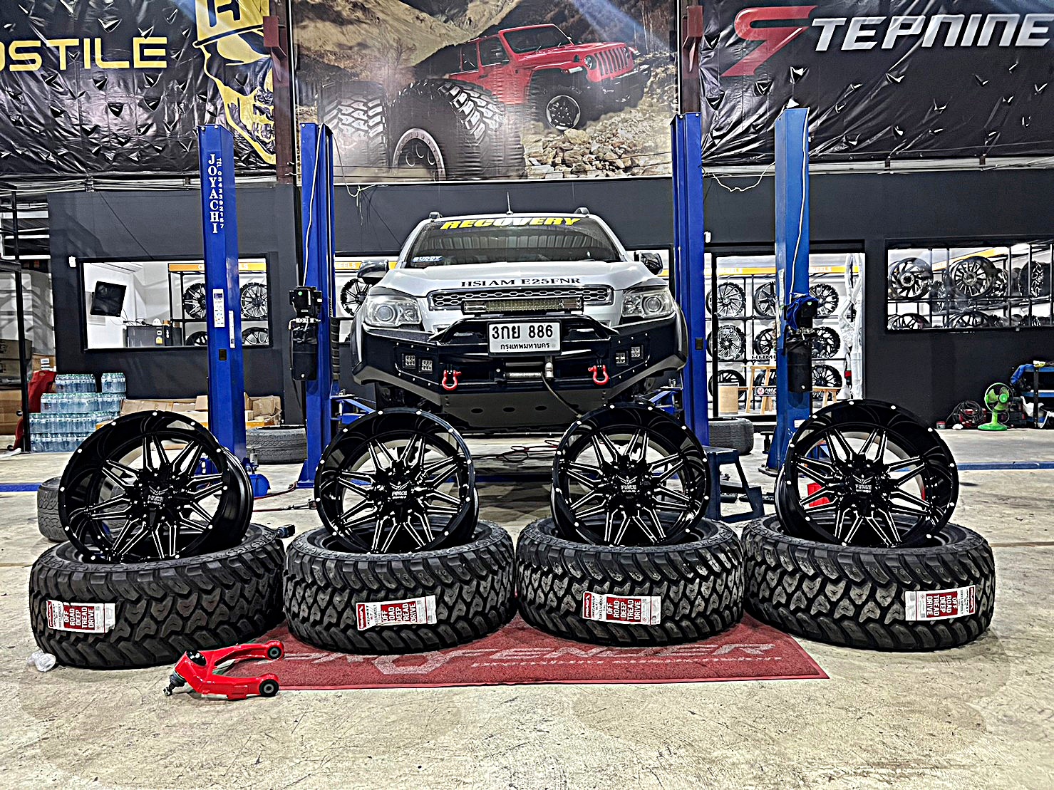 CHEVEROLET COLORADO ทรงเมกา แต่งที่ STEP9