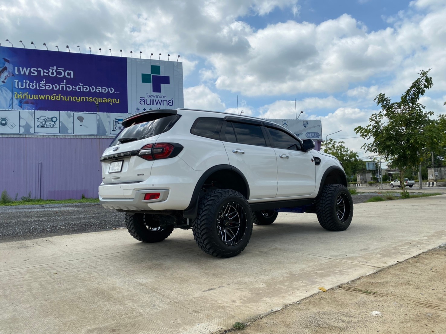 FORD EVEREST ยก6นิ้ว จัด FULLSET ที่ STEP9