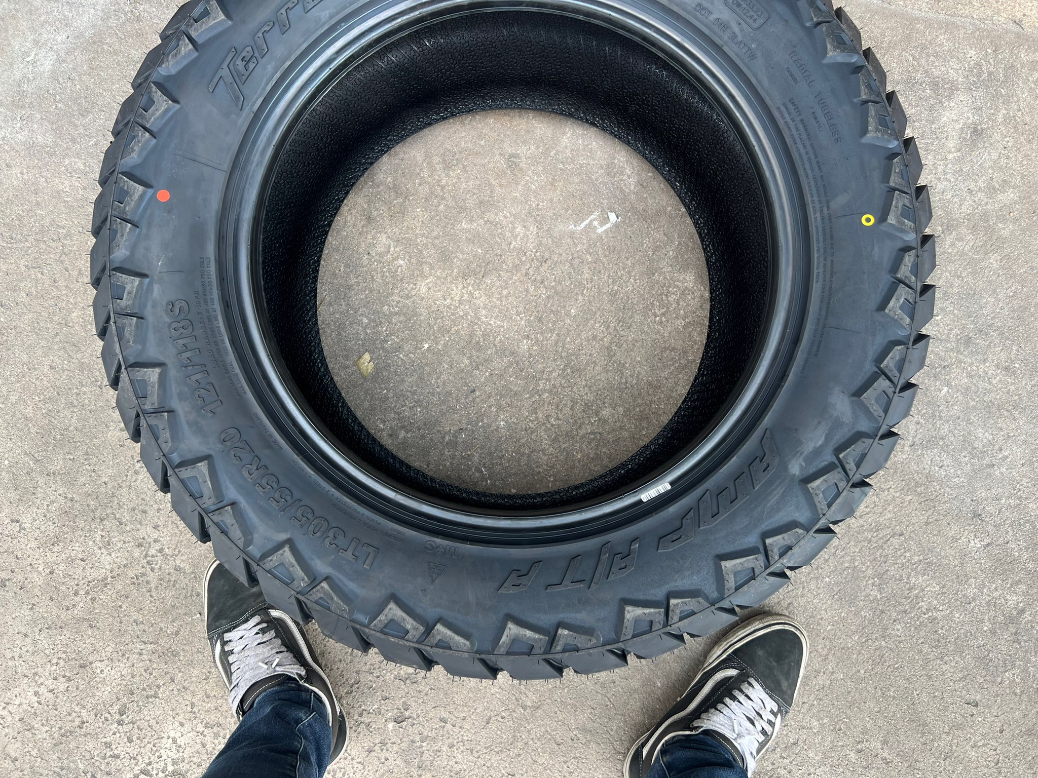 AMP ATA 305/55-20 ราคาถูก ที่ STEP9