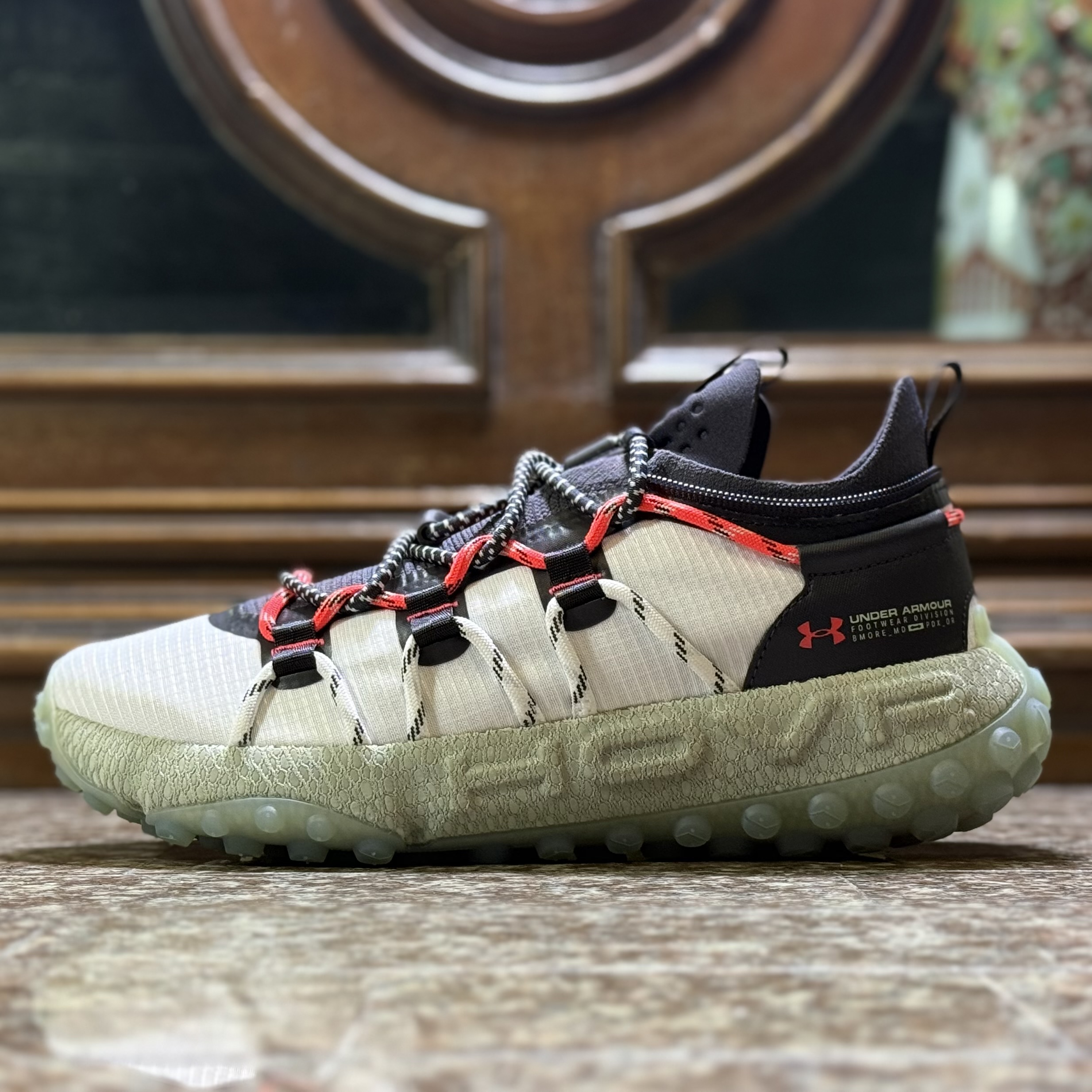 รองเท้าเดินป่า Under Armour HOVR Summit FT ‘White/Enamel’ (M9.5US)