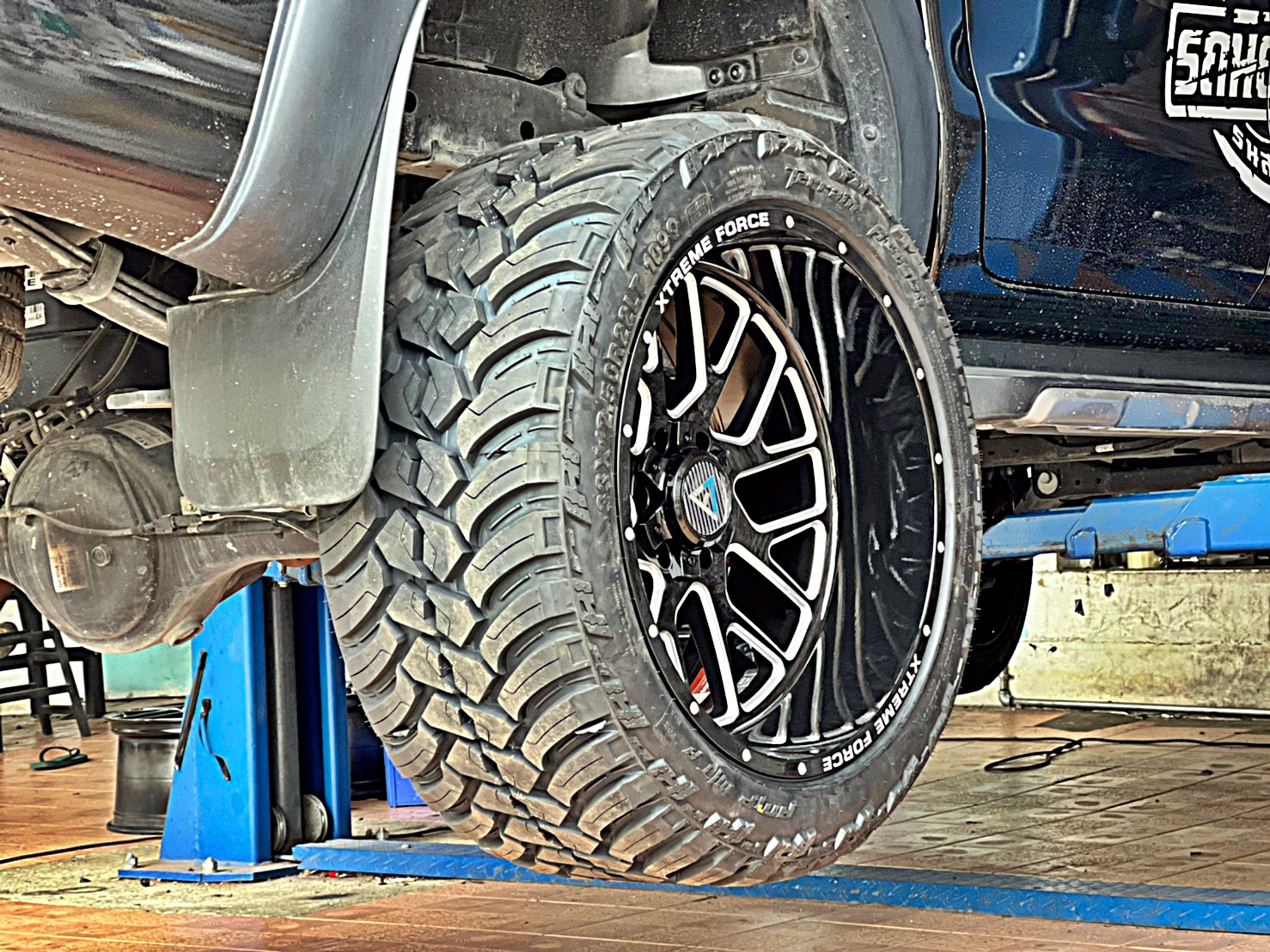 FORD ทรงเมกา ขอบ22 ที่ STEP9