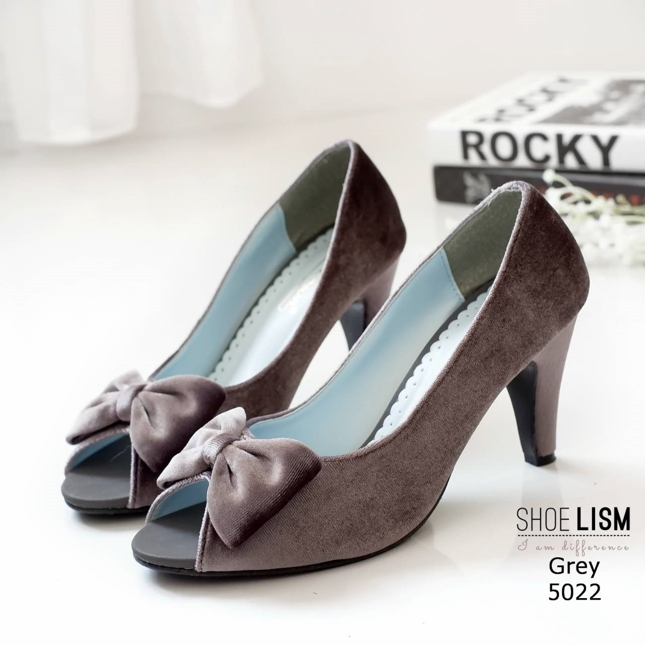 รองเท้าคัชชู เปิดหน้า แต่งโบว์