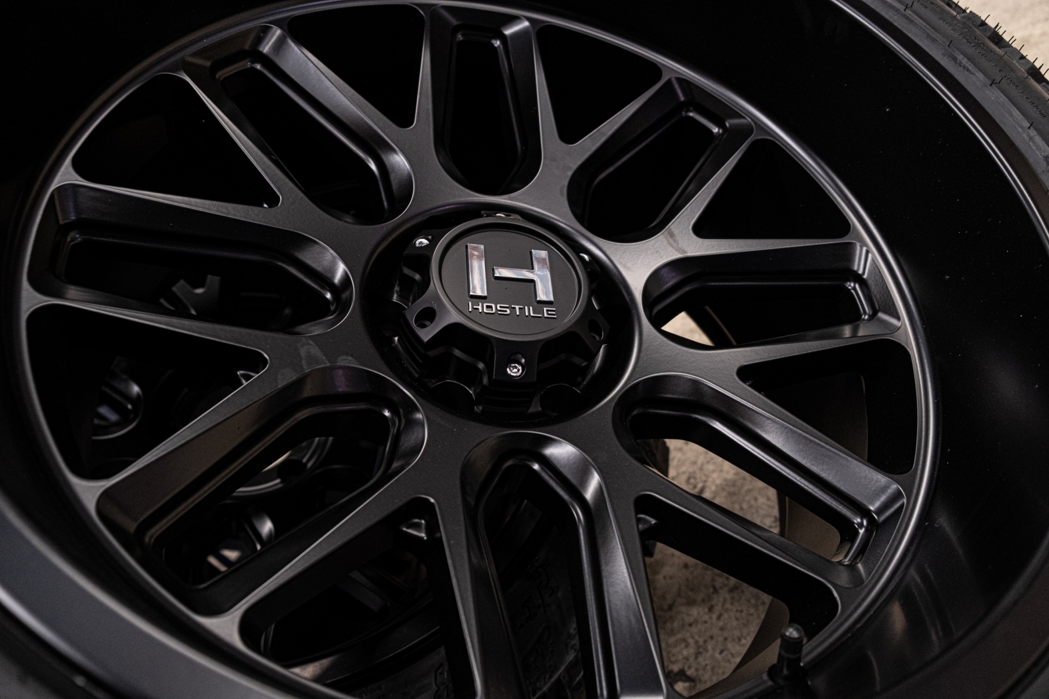 ล้อแท้ HOSTILE H120 ขอบ22 ใส่ D-MAX