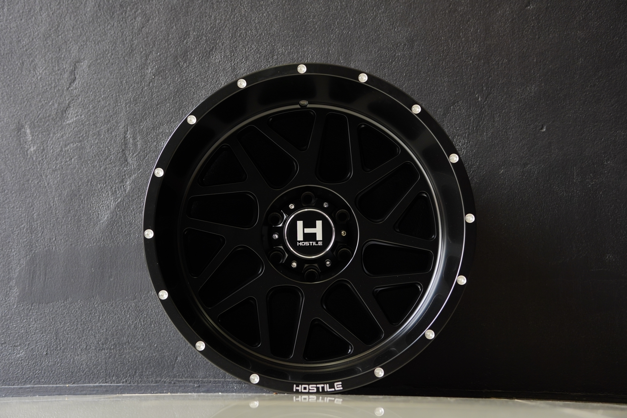 ล้อแท้ HOSTILE H108 ขอบ20 ที่ STEP9 เท่านั้น