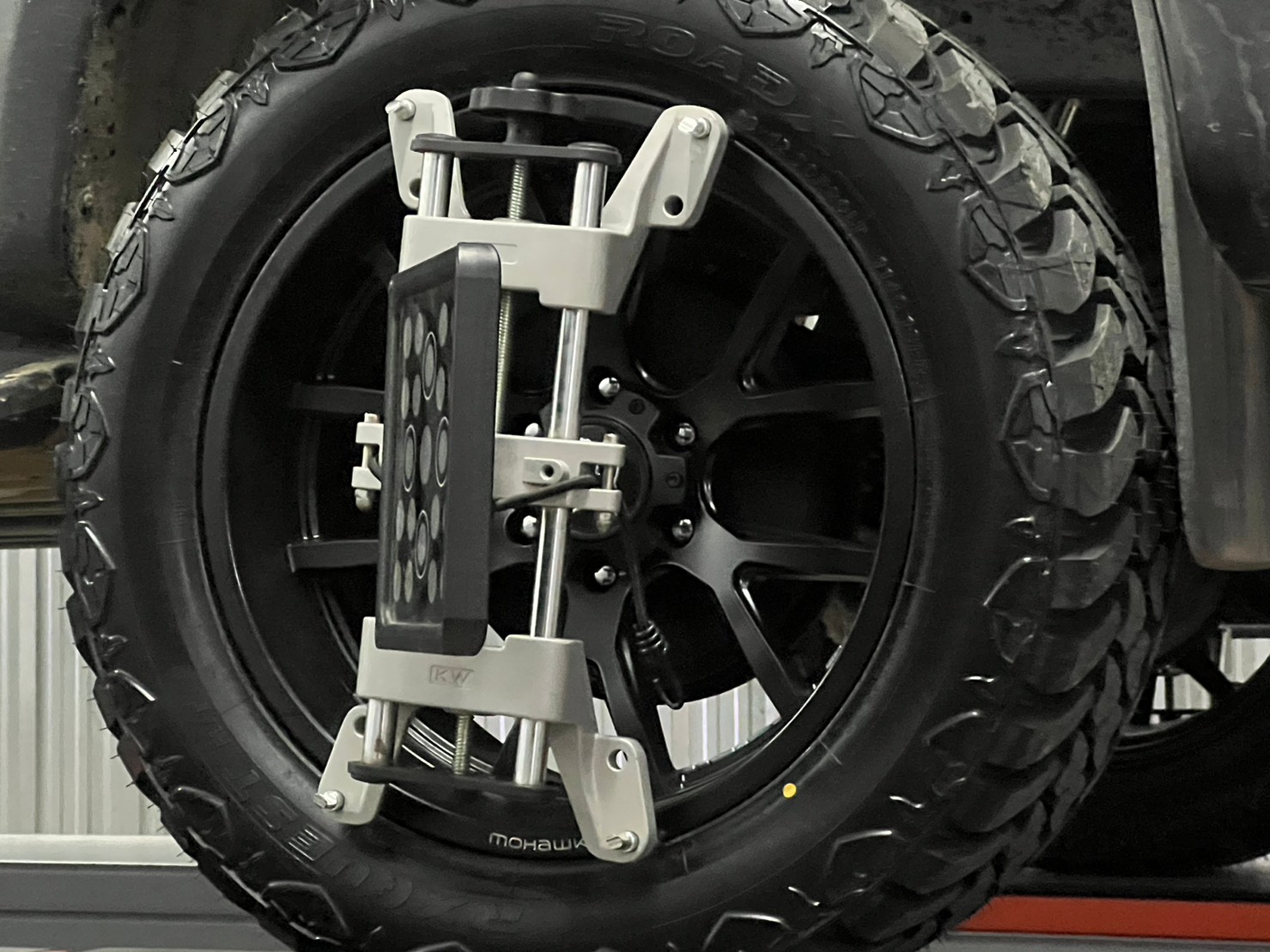 CHEVROLET COLORADO จากสระบุรี ตั้งงบไว้ 9หมื่นนิดๆ