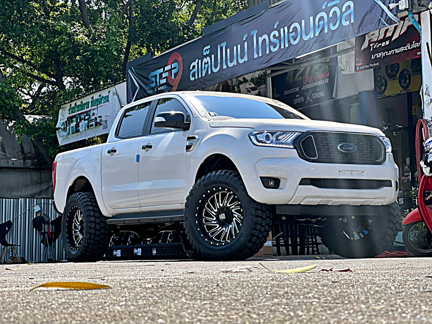 AMERICAN_WARRIOR FORD ทรงเมกา