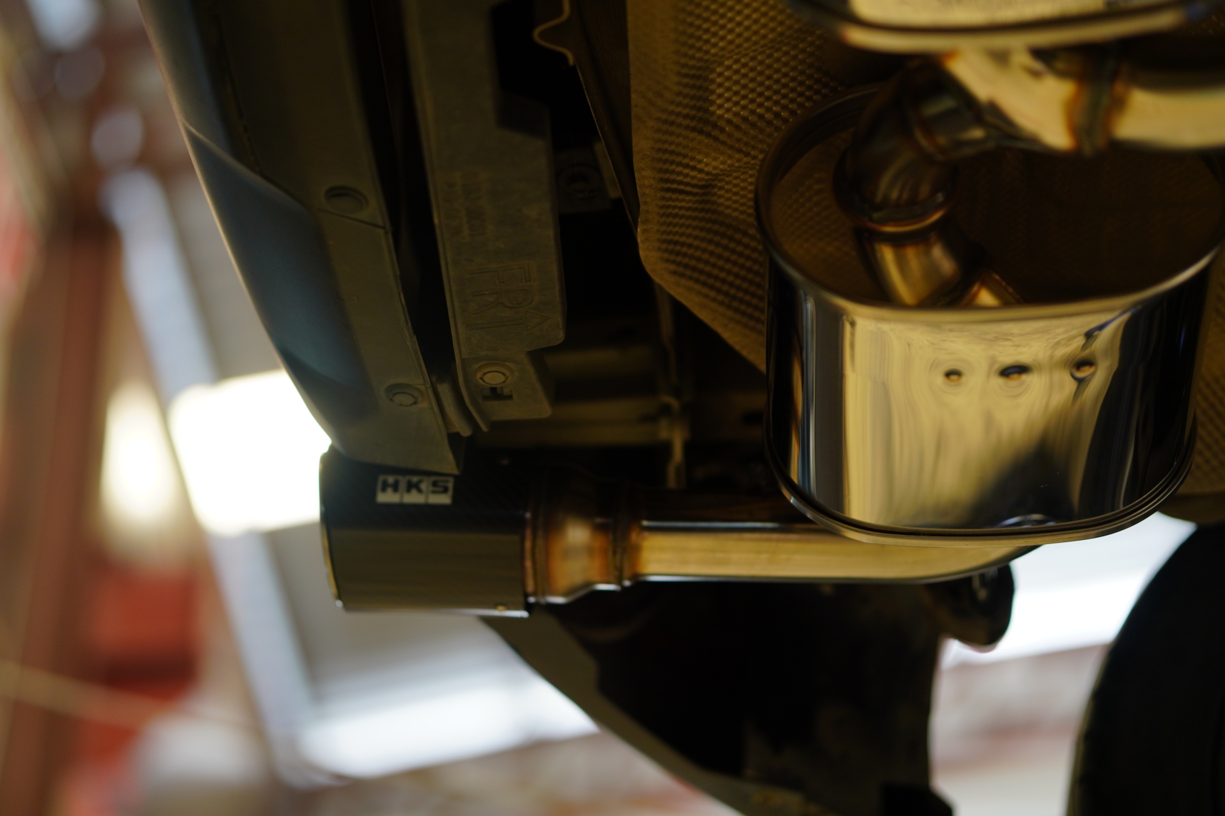 ท่อ HKS ใส่ MAZDA CX3 ท่อคุ่ปลายคาร์บอน