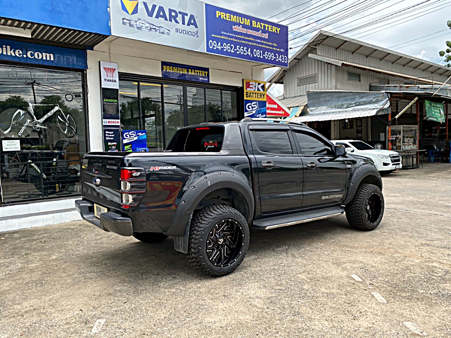 FORD WILDTRAK จัดทรงเมกาที่ STEP9