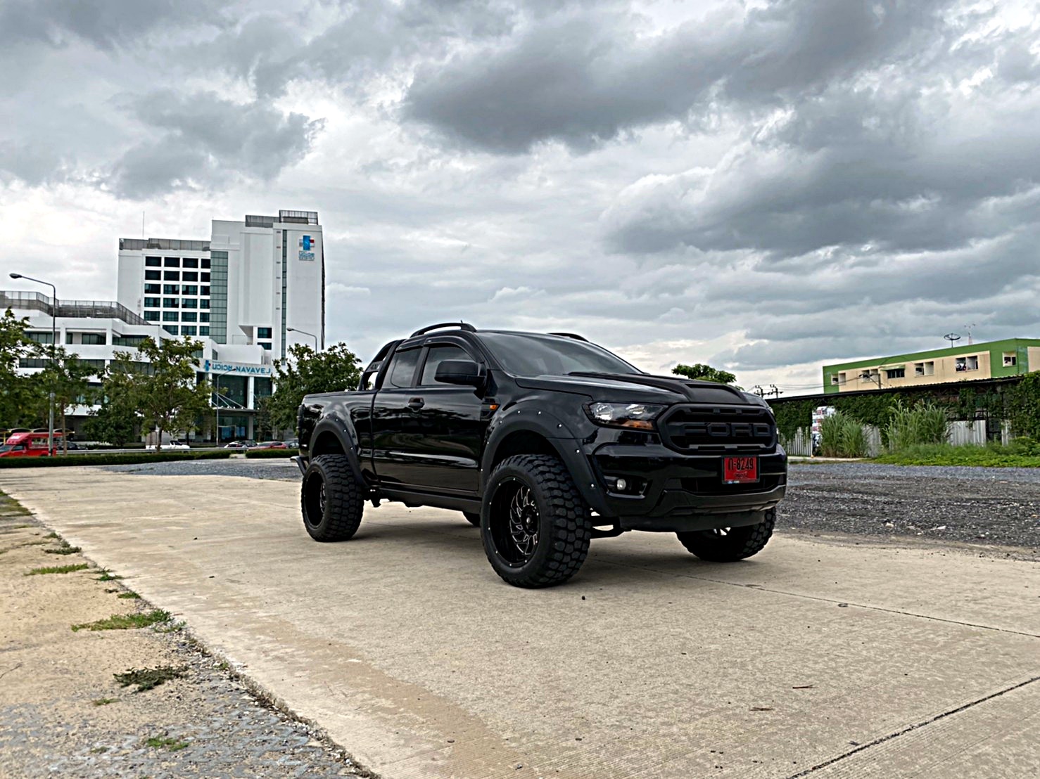 FORD ทรงเมกา ล้อเทพลึกสุดตาราง