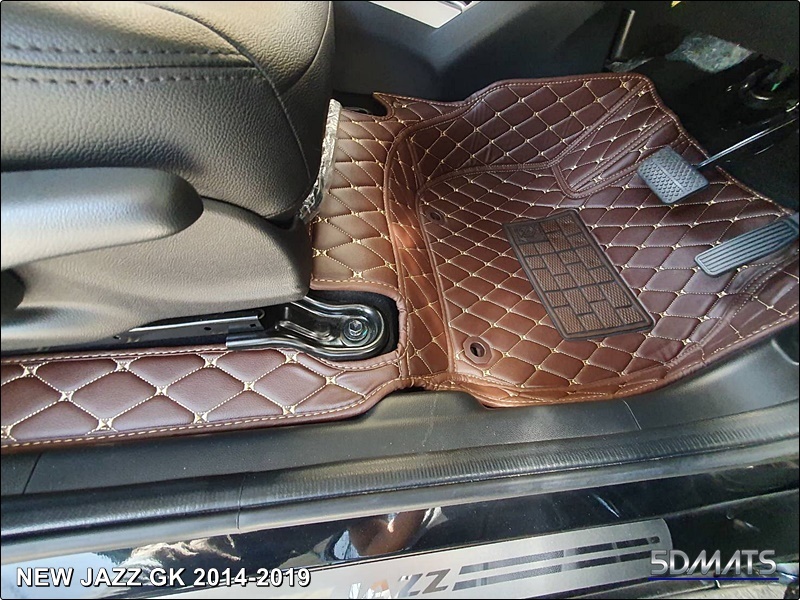 พรมปูพื้นรถยนต์6D JAZZ GK 2014-2019 สีกาแฟ รุ่นVIP 13มิล หนาพิเศษ 6ชิ้น