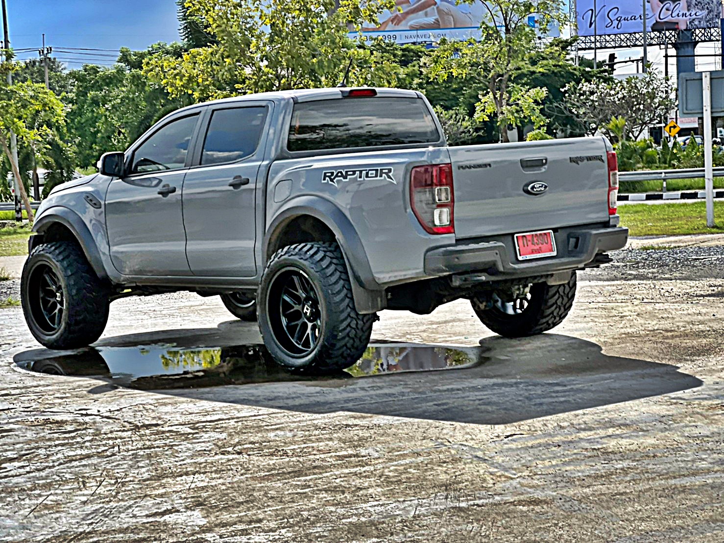 FORS RAPTOR ทรงเมกา ล้อ HOSTILE H120