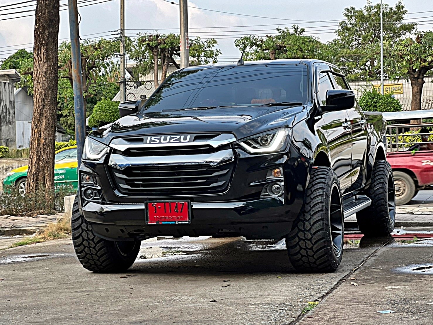 D-MAX 1.9 จัดทรงเมกา อย่างเทพ ที่ STEP9