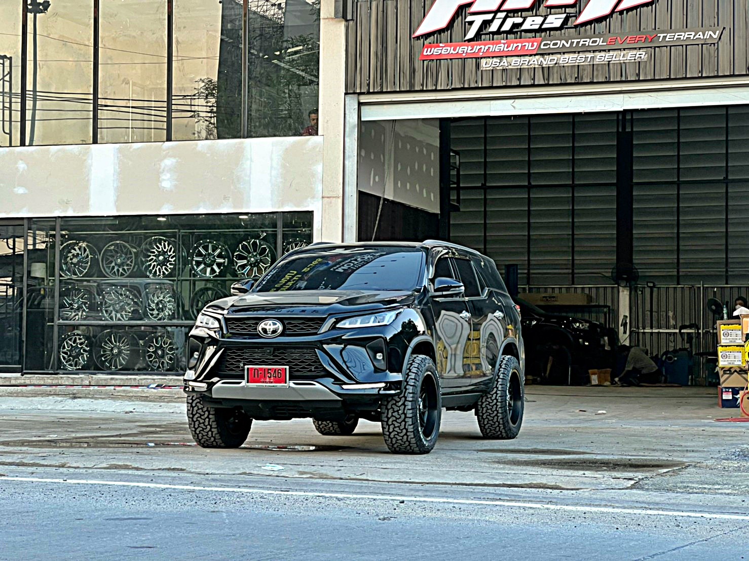 #TOYOTA_LEGENDER_จองคิวจากชัยนาท ไม่ยก ใส่ล้อออฟลบ