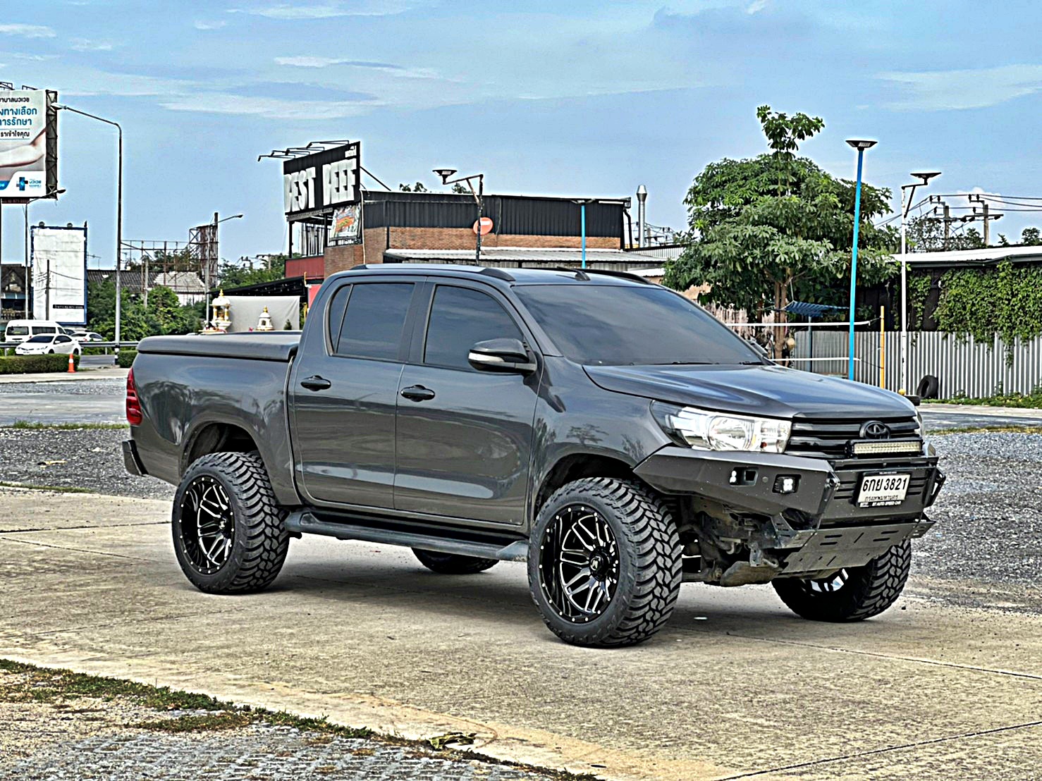 REVO ทรงเมกา ขอบ20 ที่ STEP9