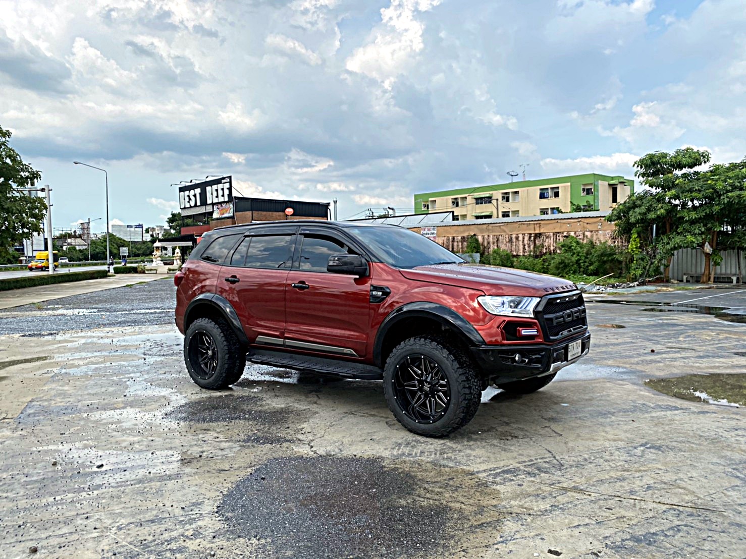 FORD EVEREST จัดทรงเมกาที่ STEP9