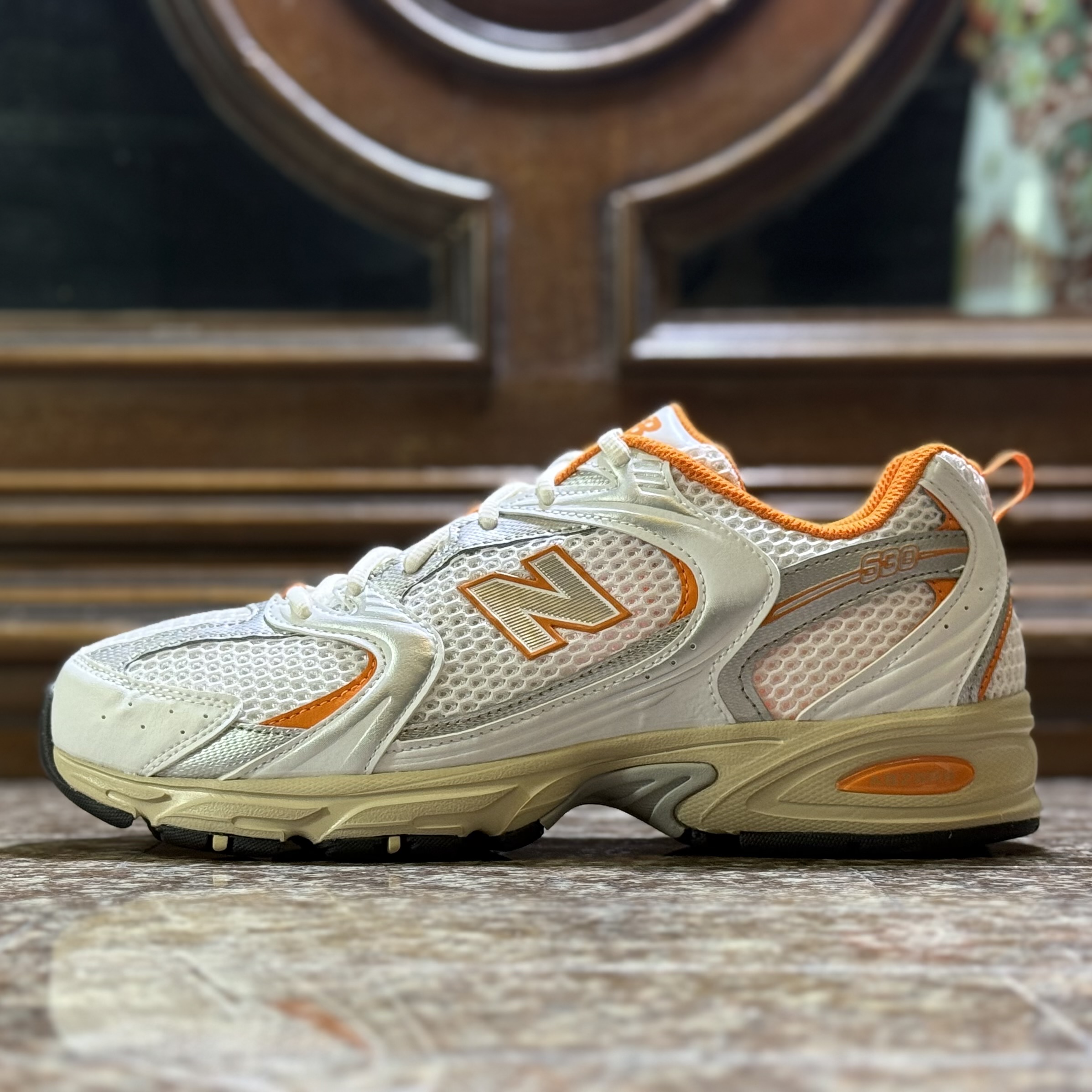 รองเท้า New Balance 530 ‘White/Sun Glow’ (M8/8.5/9/11US)