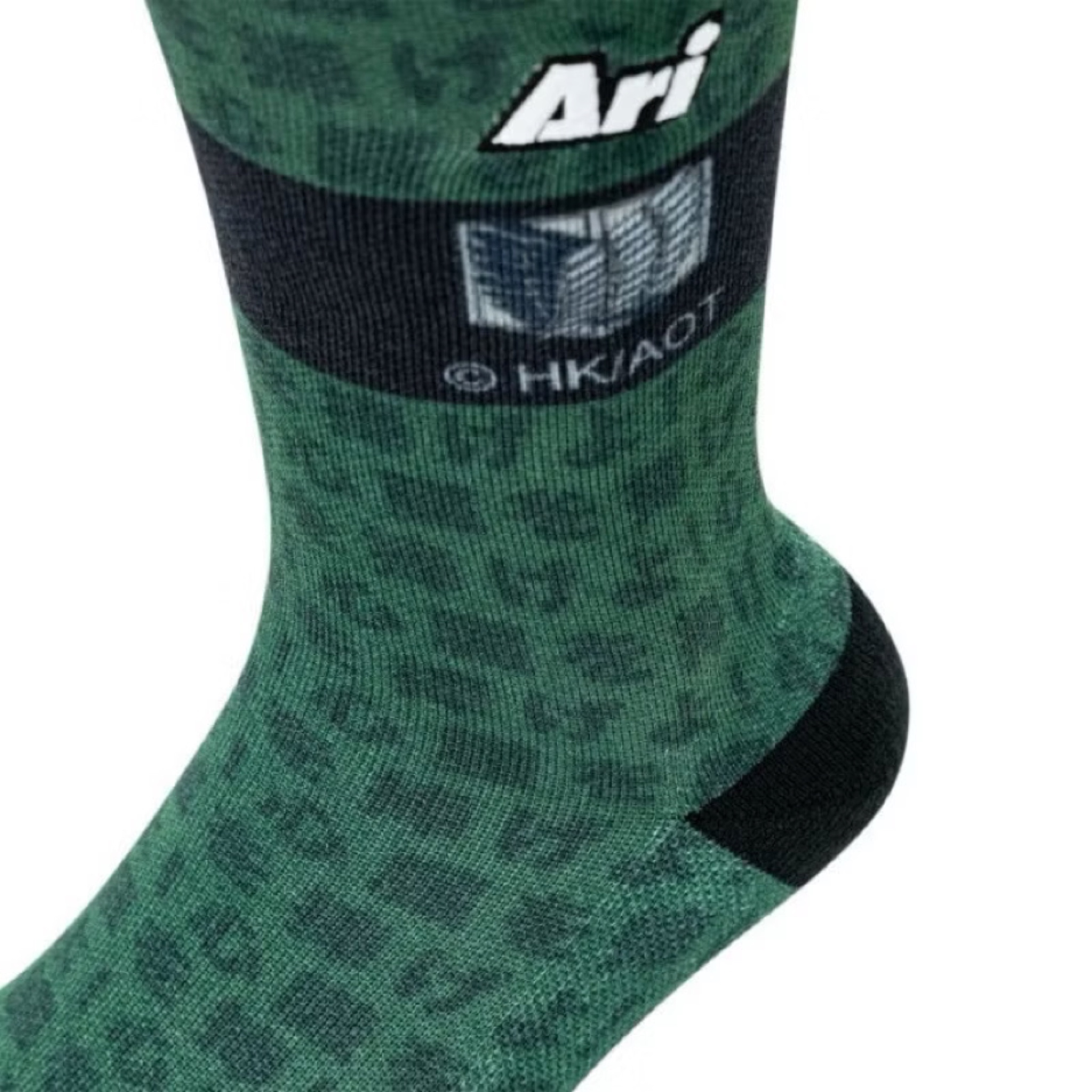 ถุงเท้าวิ่ง Ari X AOT Running Socks LIMITED ‘GREEN’