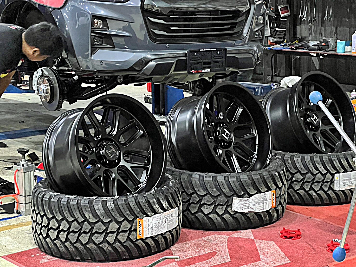 D-MAX ทรงเมกา จัดเต็ม ครบชุดที่ STEP9