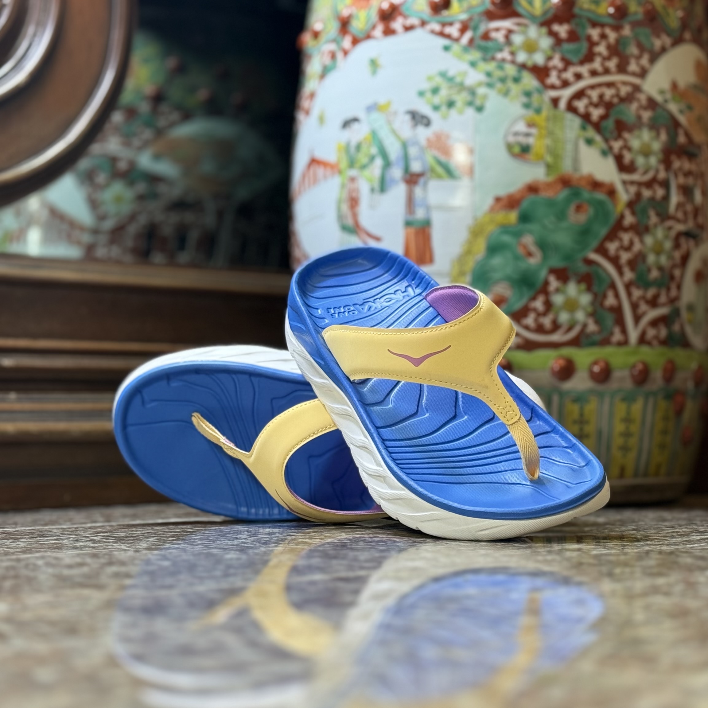 รองเท้า HOKA Ora Recovery Flip ‘Impala Sky’ (M9US)