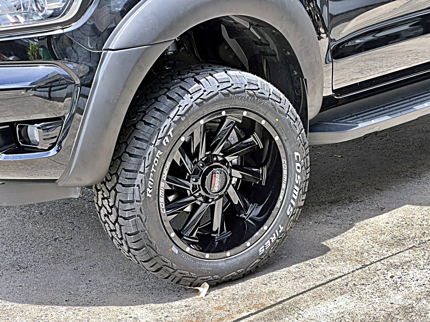 COSMIS TWIN ใส่ FORD