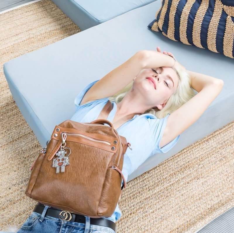 กระเป๋าเป้ รุ่นหนัง