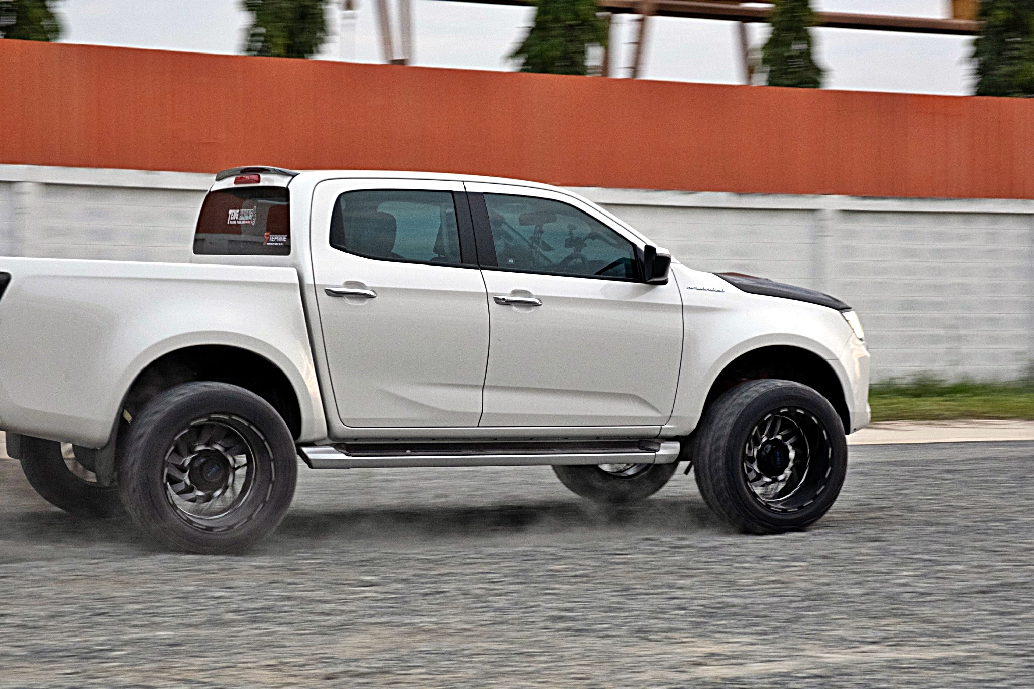 #จากตัวเตี้ยรถซิ่งสู่ตัวสูงทรงเมกา ที่ step9