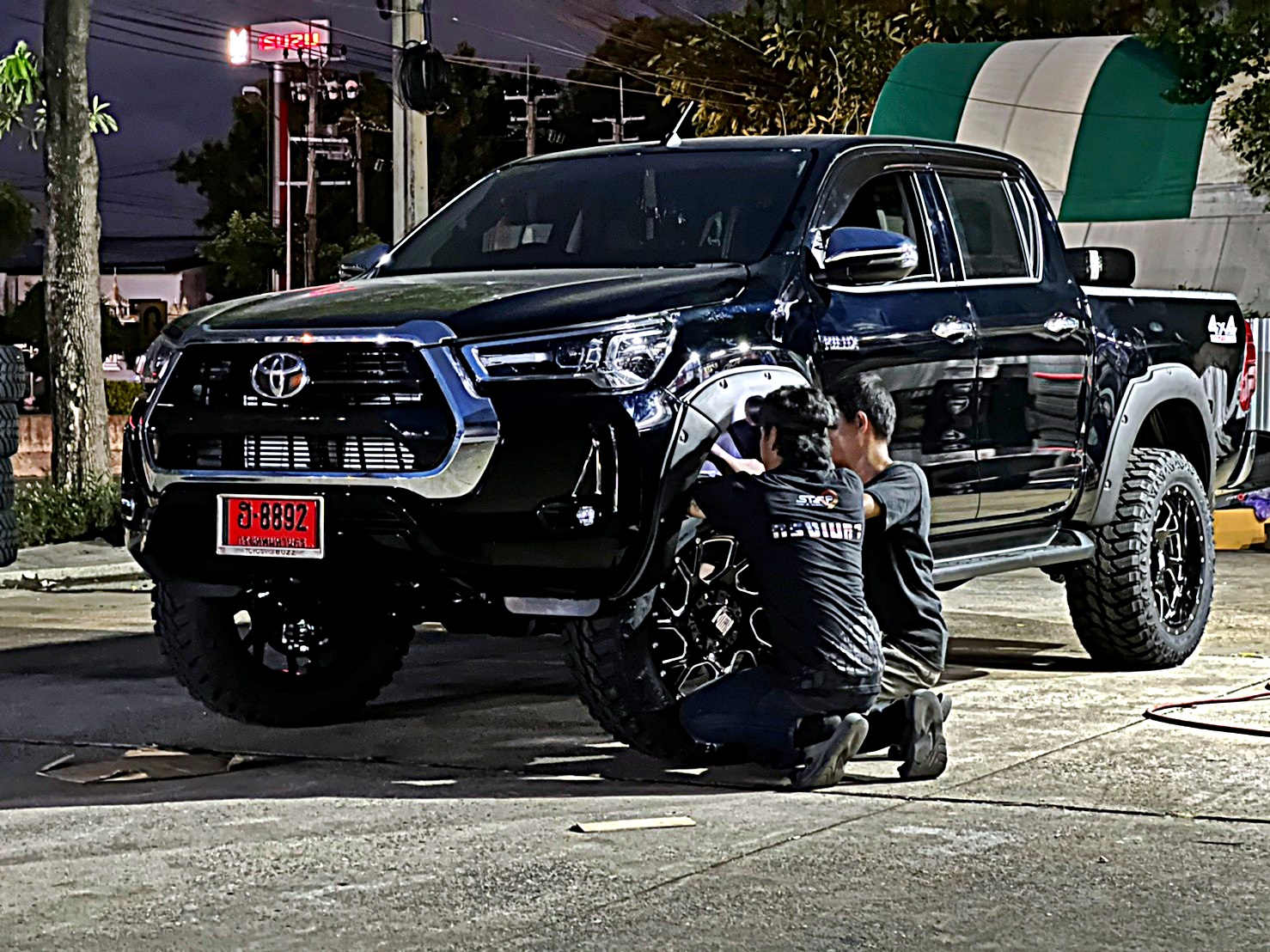 REVO_ทรงเมกา ยกแบบโช๊คเดิม