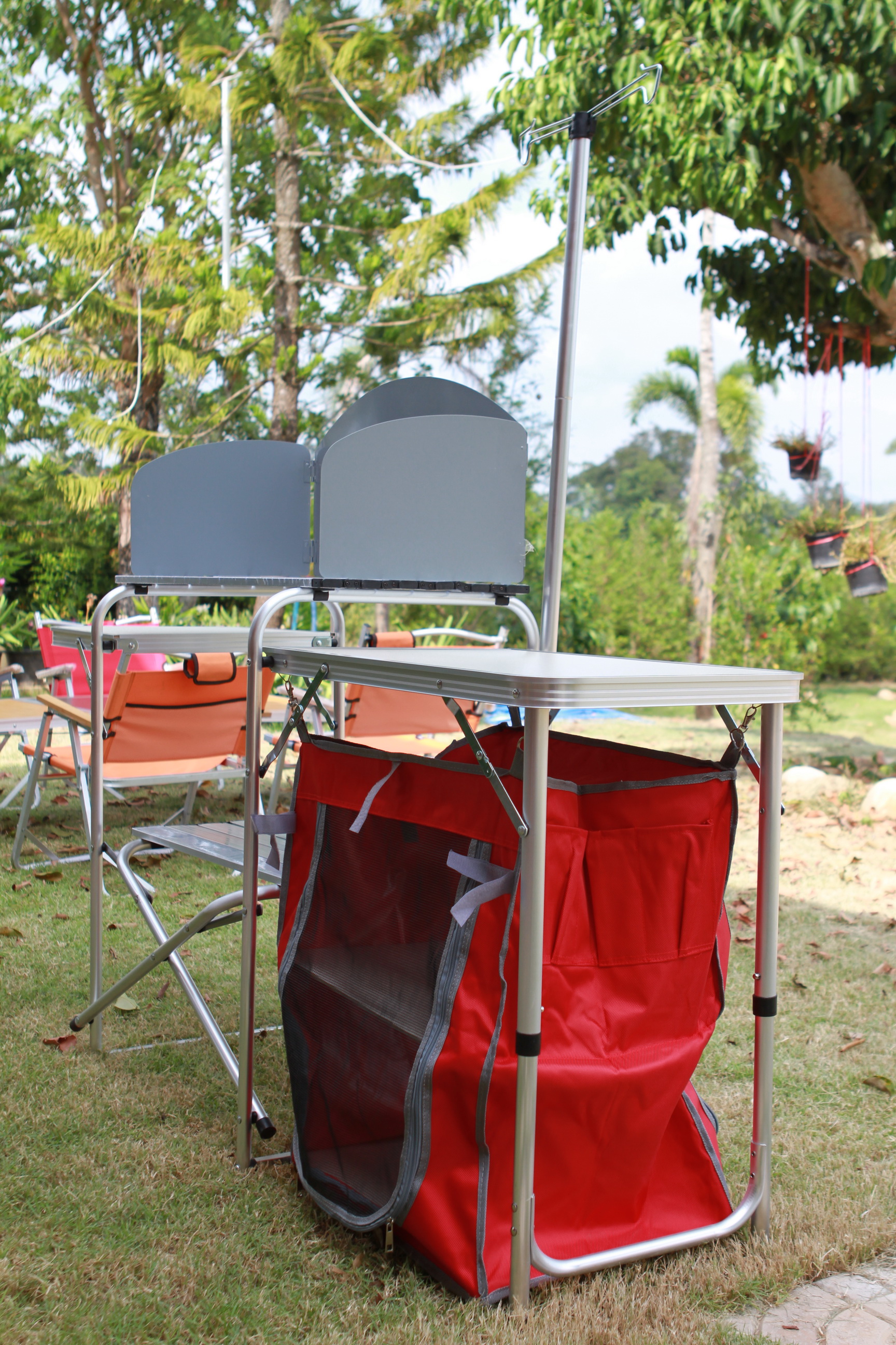 โต๊ะครัวพร้อมตู้กับข้าว