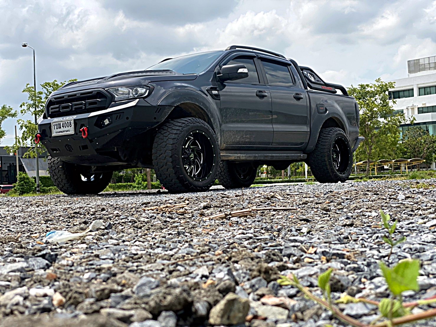 FORD จัดชุดใหม่ ทรงเมกาที่ STEP9