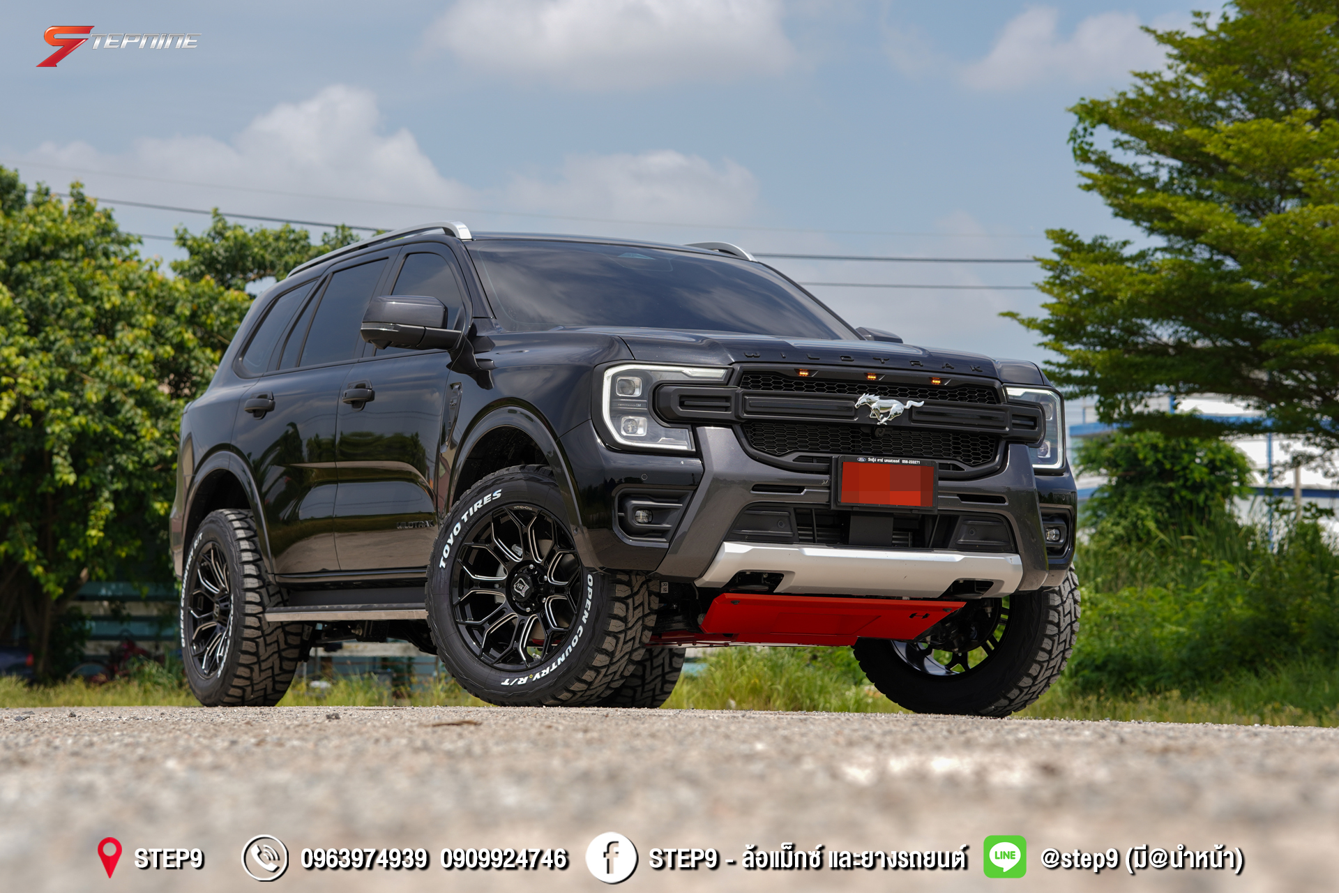 FORD EVEREST NEXTGEN ทรงมาเฟียช่วงล่างเดิม ท่อคู่ออกข้างซ้าย-ขวา