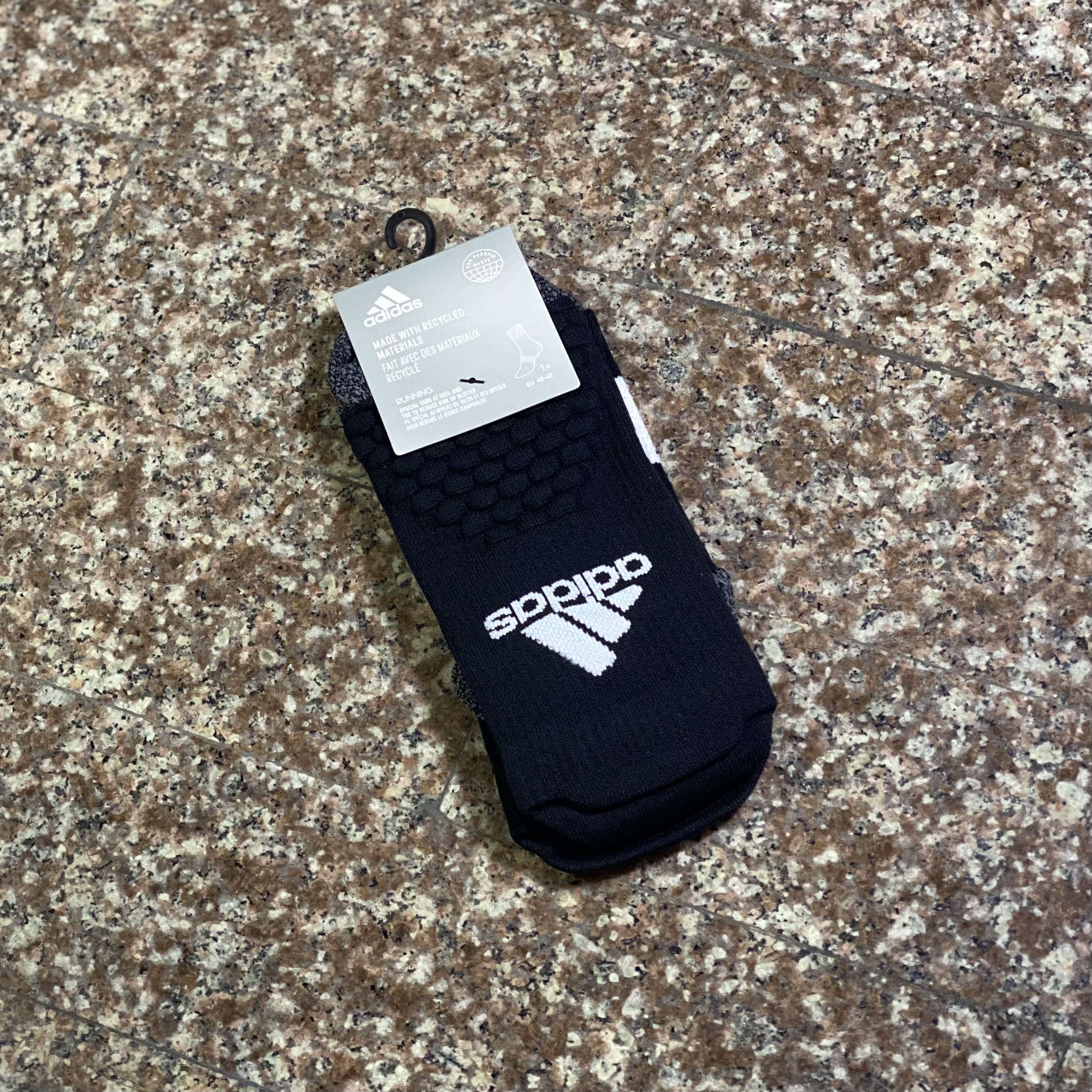 ถุงเท้าวิ่ง Adidas X UB22 Running Crew Socks ‘Black’ (S,M)