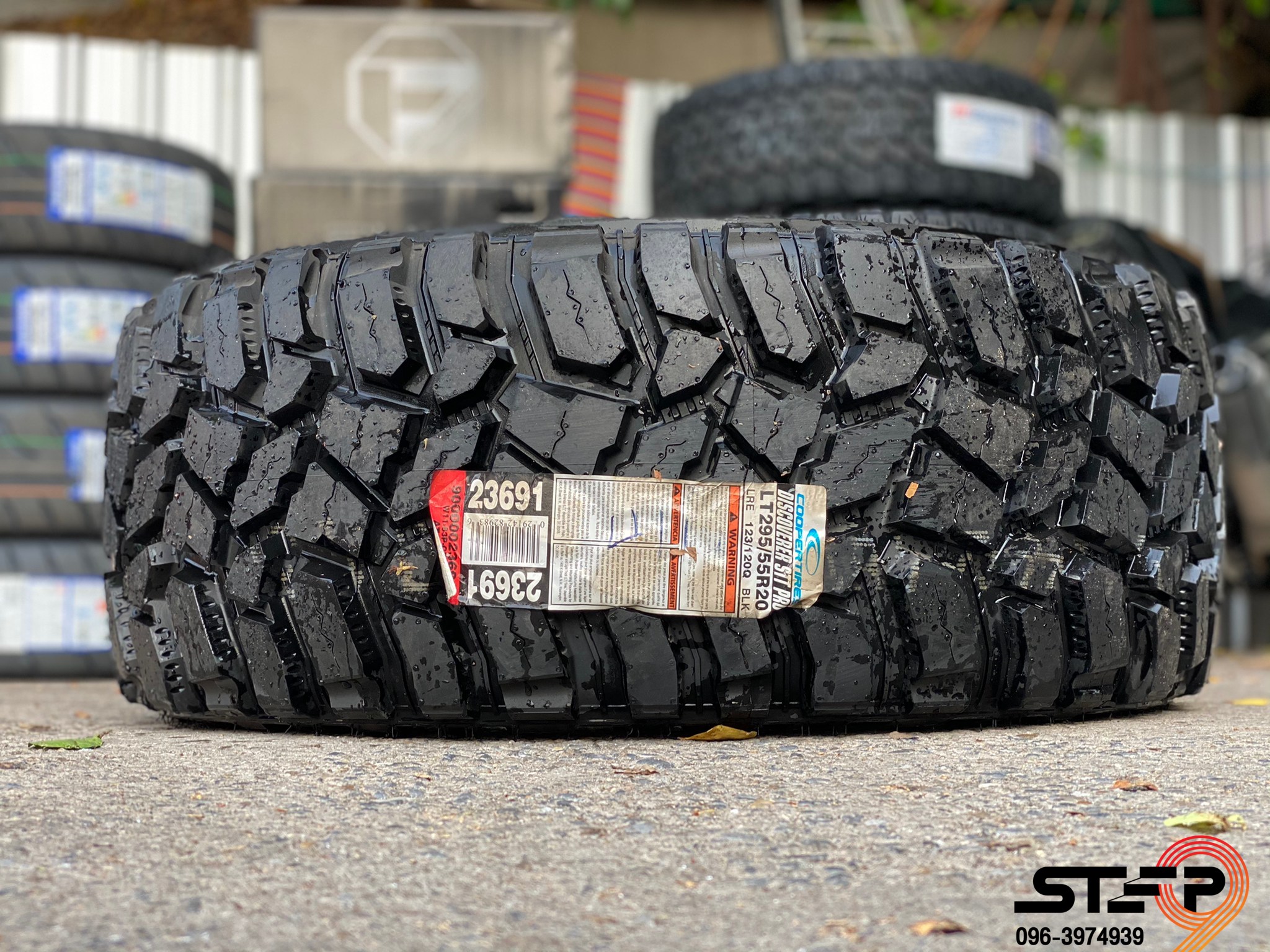 COOPER STT PRO 295/55-20 เส้น 8500 ปกติ 15000 ปี17