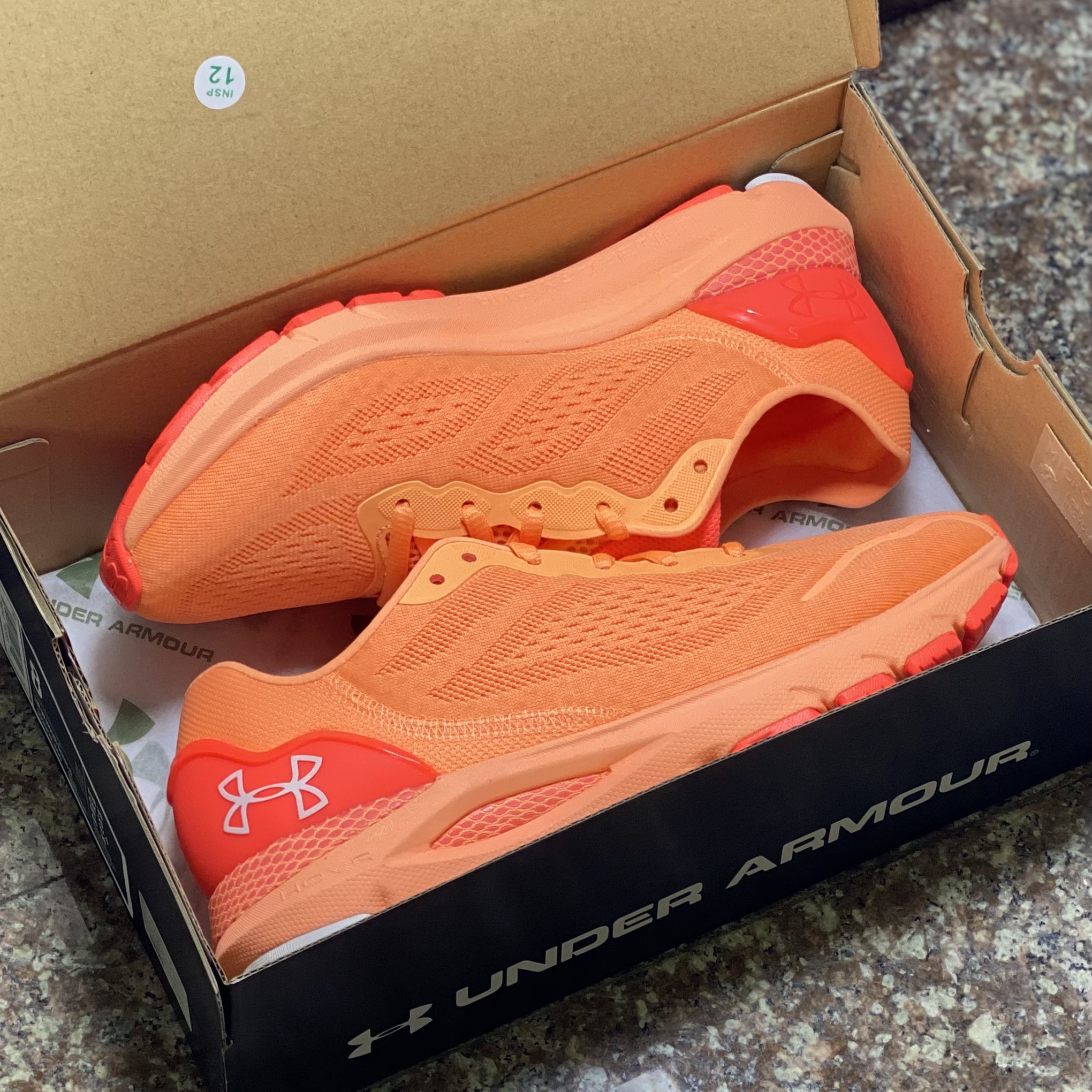 รองเท้าวิ่ง Under Armour HOVR Sonic 6 ’Orange’ Women (W8/8.5/9.5US)