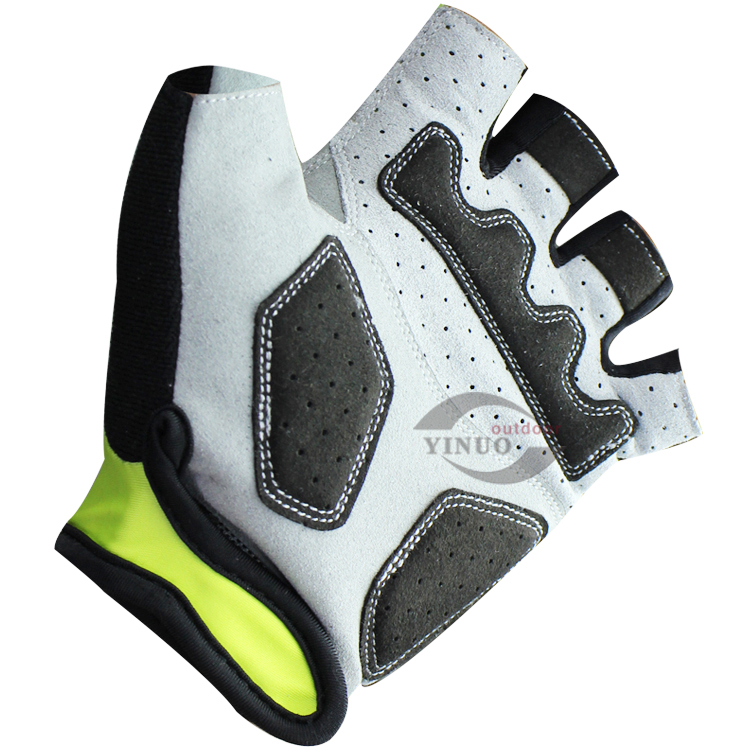 ถุงมือจักรยานครึ่งนิ้วทีม Tinkoff SAXO 2015 สีเขียว