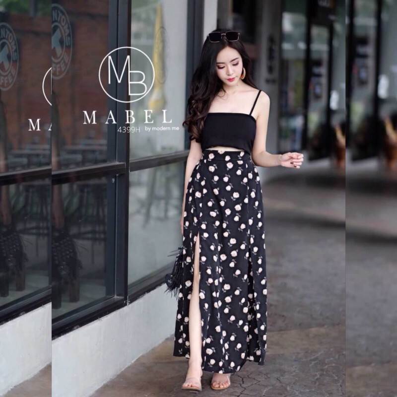 set 2 ชิ้น เสื้อสายเดี่ยว กับ กระโปรงผ่าหน้า