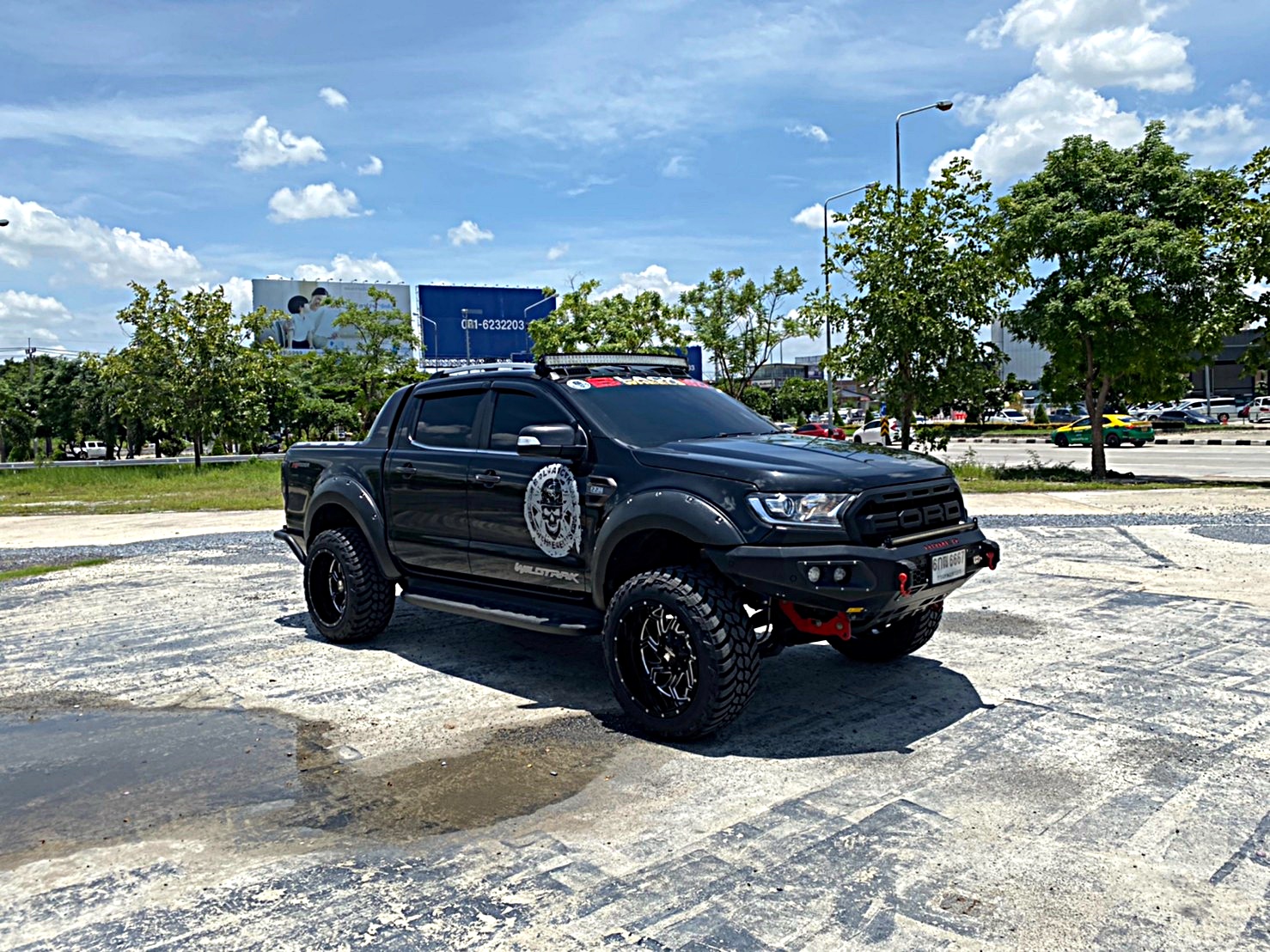 FORD WILDTRACK ทรงเมกา