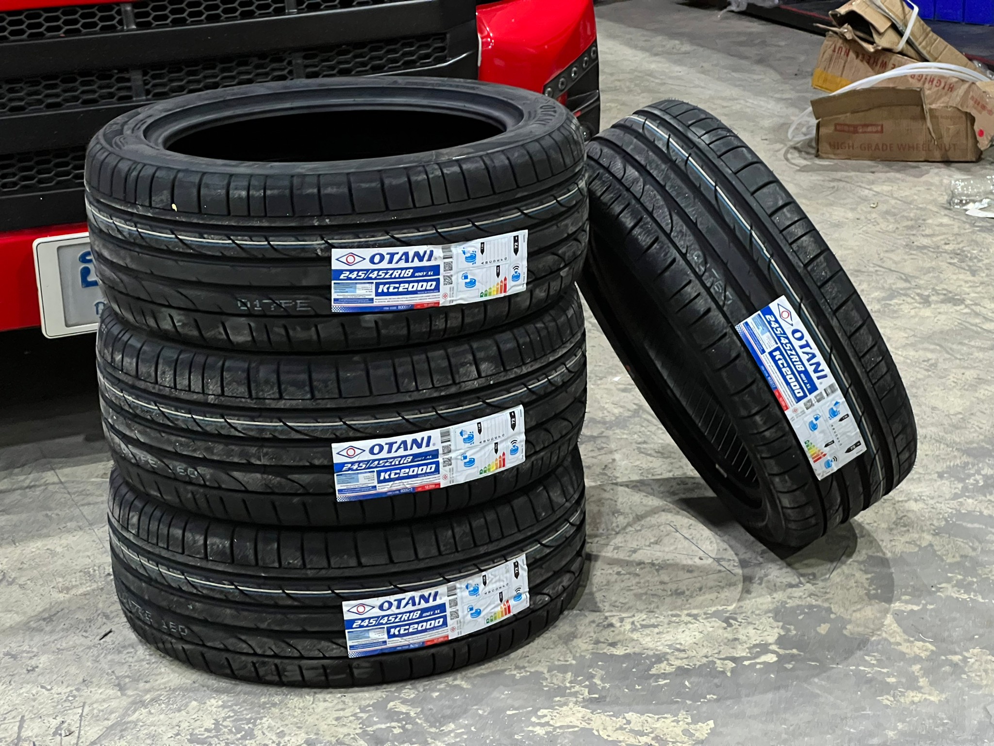รองเท้าคู่ใหม่ของพี่แดง! OTANI 245/45-18 KC2000