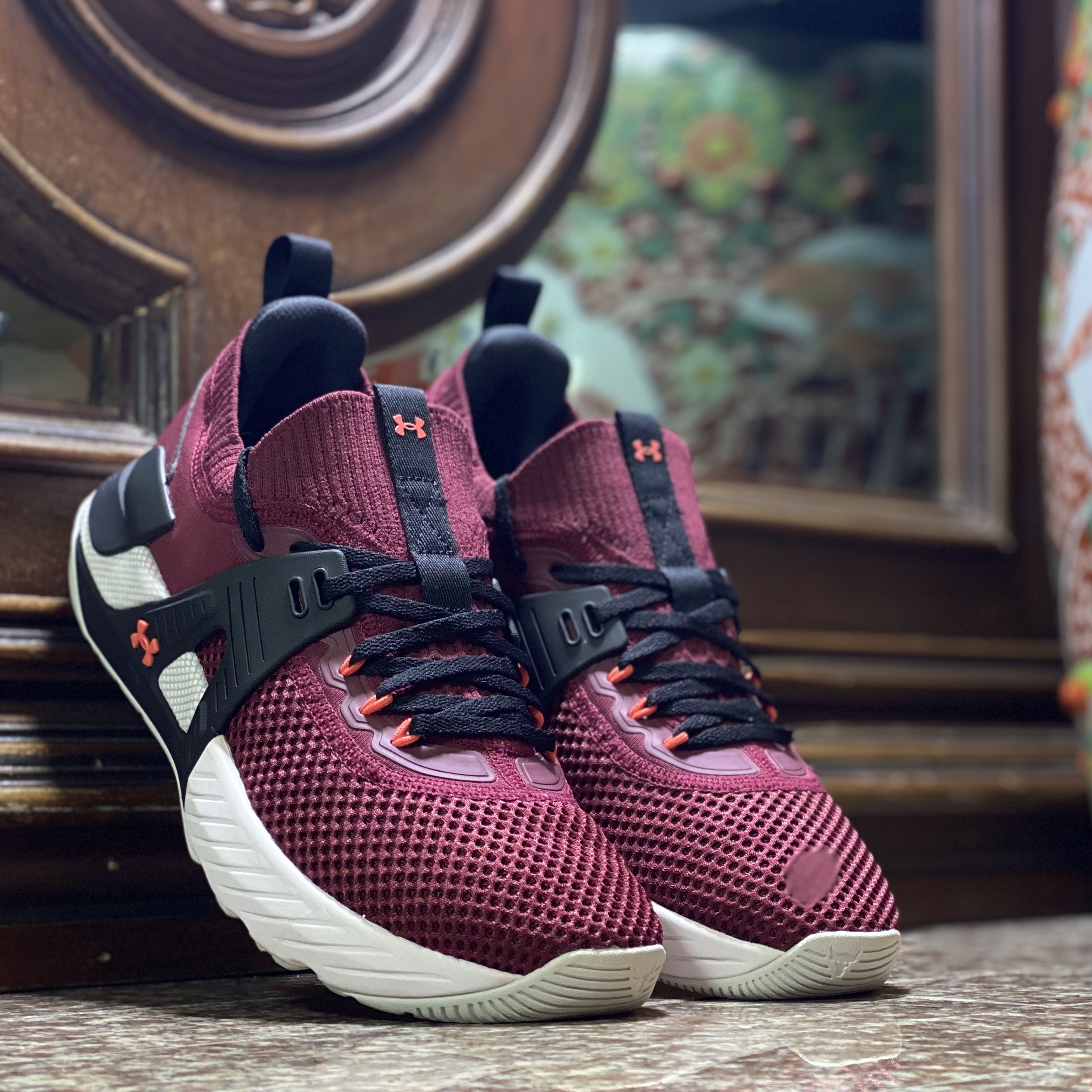รองเท้าเทรนนิ่ง Under Armour Project Rock 4 ‘Burgundy’ (M8US)
