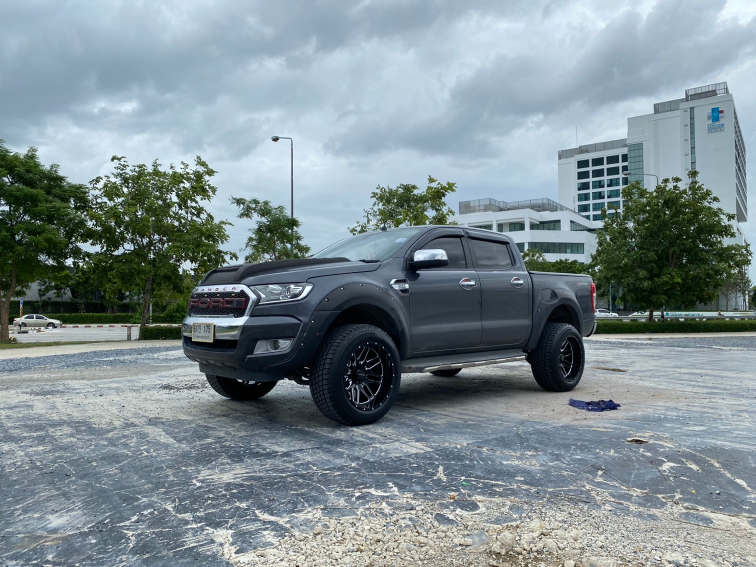 FORD ทรงเมกา ล้อเทพลึกสุดตาราง