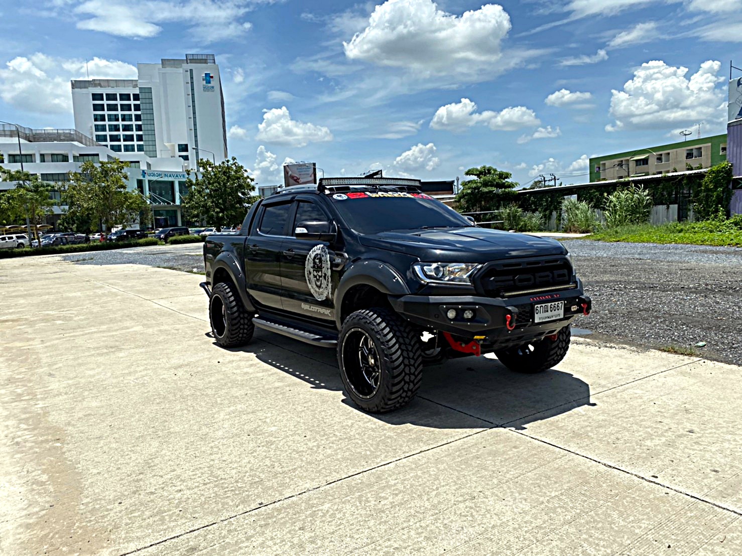 FORD WILDTRACK ทรงเมกา