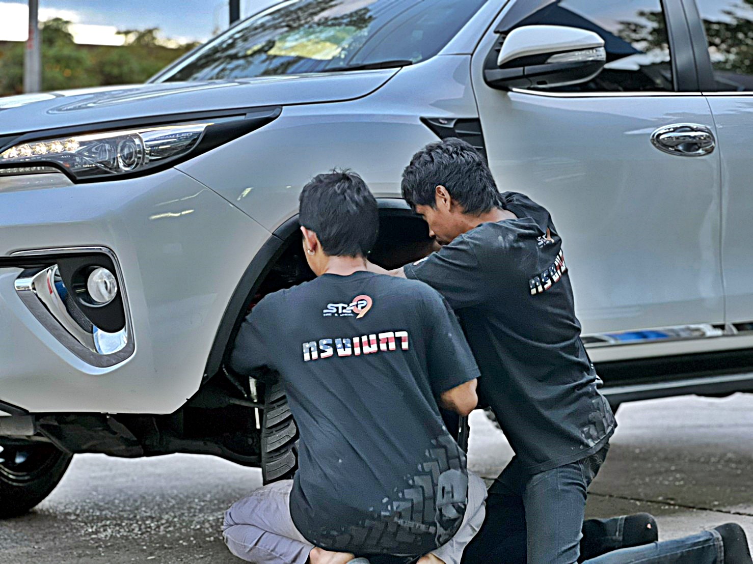 FORTUNER ทรงเมกา ล้อขอบ20 ที่ STEP9